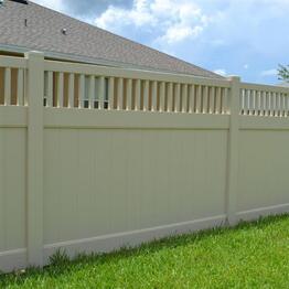 beige-vinyl-fence-contractor-panama-city-florida-fence-company
